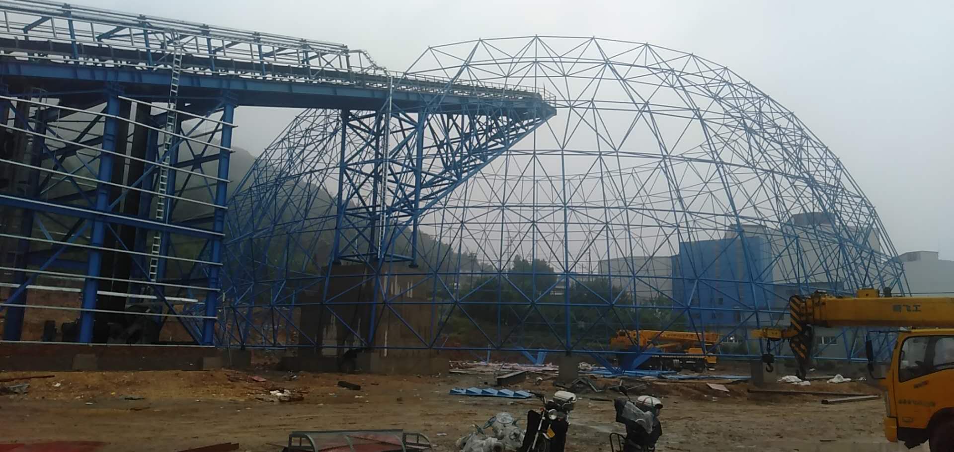 马鞍山南山储砂厂房网架