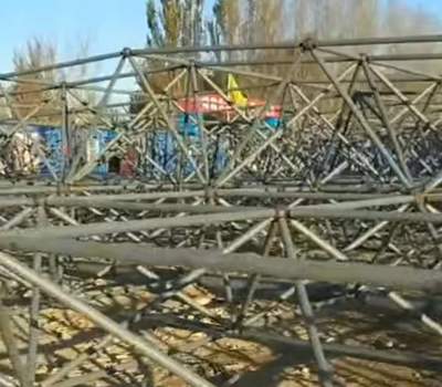 辽宁华锦加气站双层螺栓球网架网架部分安装结束