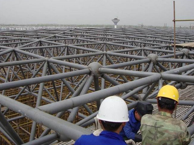 焊接球网架安装